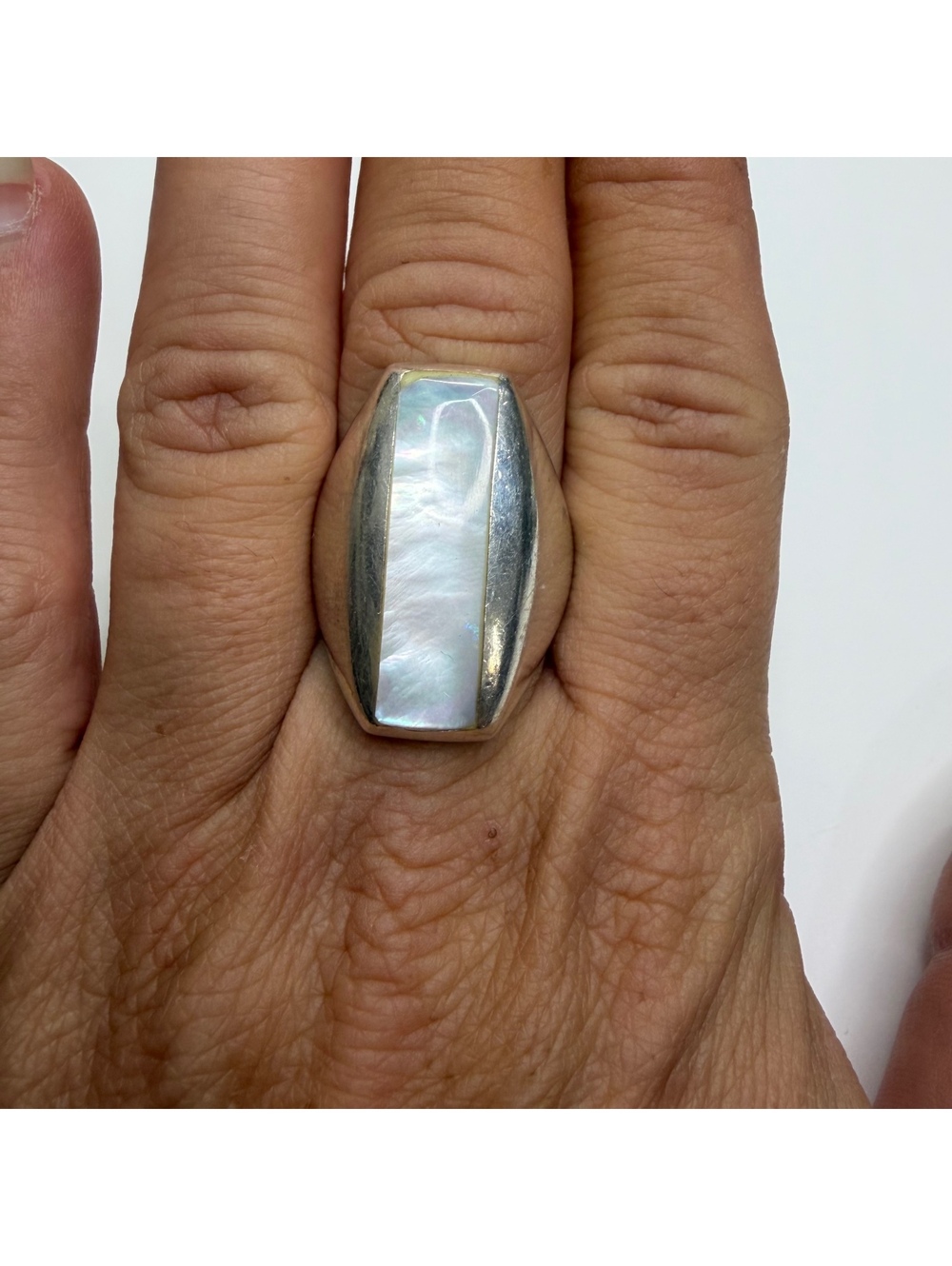 Sterling silver mother of pearl ring size 8.75 vintage